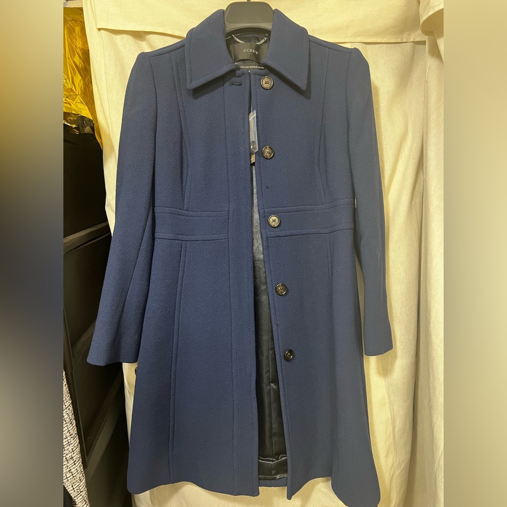 Jcrew lady day coat with Thinsulate. Navy
